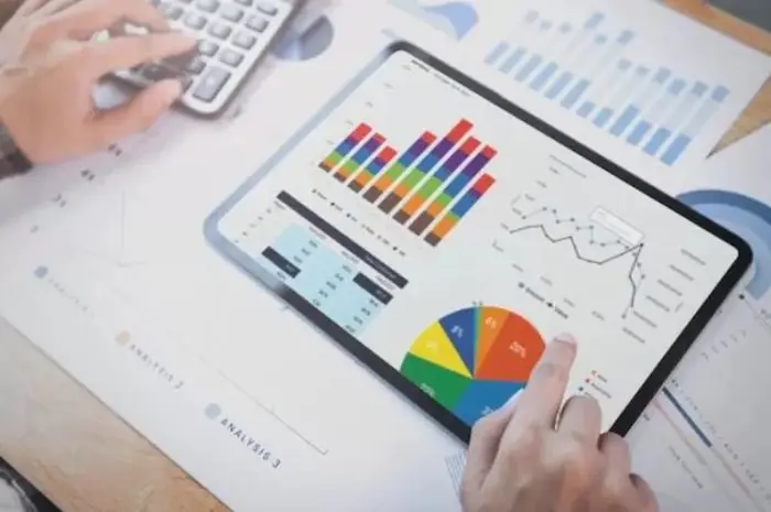 Menggunakan Analisis Data untuk Pengambilan Keputusan Bisnis yang Bijaksana