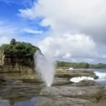 Pantai Klayar, Pantai Pasir Putih dengan Fenomena Seruling Samudra di Pacitan