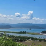 Pantai Payangan, Keindahan Pantai Berbukit dan Ritual Meditasi di Jember
