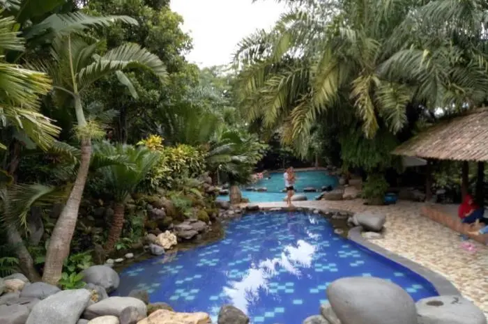 Watu Gunung Ungaran, Pesona Alam dan Keunikan Budaya Jawa di Semarang